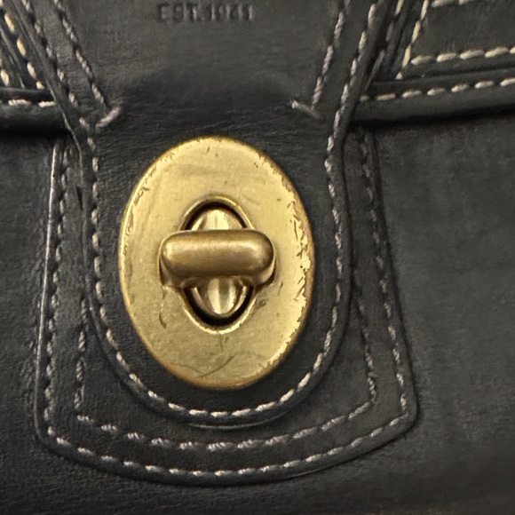 Vintage Coach Legacy Wallet Black Leather With Gold Hardware - Picture 3 of 8